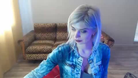 sexybeatriice online show from February 3, 11:09 am