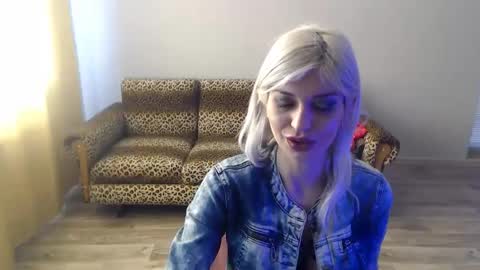 sexybeatriice online show from February 22, 7:34 am