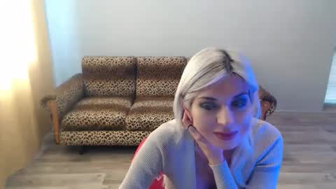 sexybeatriice online show from October 3, 7:38 am