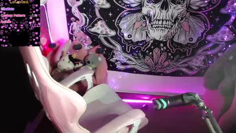 Snapshot of sexycarriie chatting on January 20, 4:54 am Carrie online show from January 20, 4:54 am