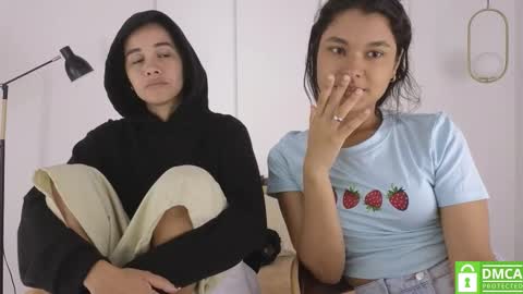 chanell and yina online show from January 12, 1:51 pm