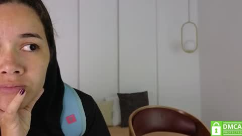 chanell and yina online show from October 20, 1:05 pm