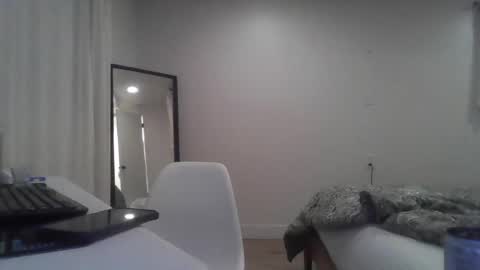 sexychrissyfem online show from March 26, 3:45 am