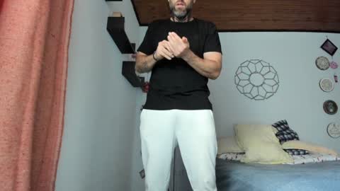 Snapshot of sexycolombian2022 chatting on January 5, 4:38 pm Antonioylola online show from January 5, 4:38 pm