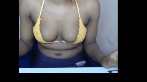 Snapshot of sexydebabe chatting on September 18, 9:19 pm sexydebabe online show from September 18, 9:19 pm