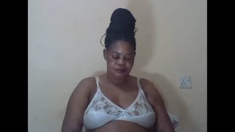 Snapshot of sexydove2 chatting on March 2, 1:37 am EMILY online show from March 2, 1:37 am