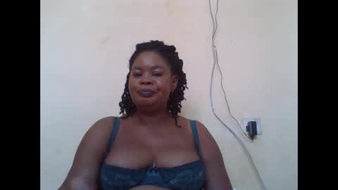 Snapshot of sexydove2 chatting on September 19, 7:34 am EMILY online show from September 19, 7:34 am
