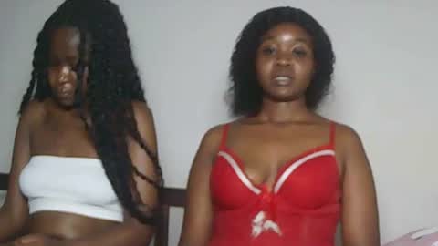 sexyebony283378 online show from June 27, 8:20 am