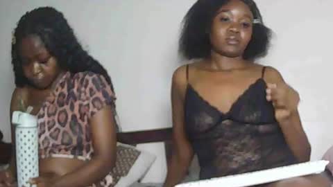 sexyebony283378 online show from June 18, 3:56 am