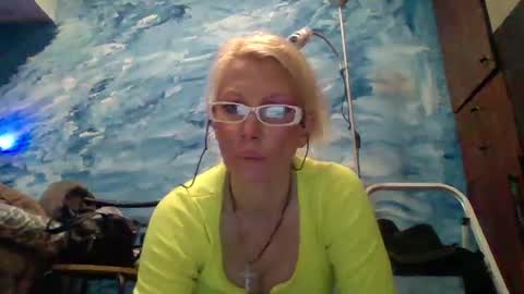 Snapshot of sexyeni chatting on February 26, 2:19 am ENI pvt moan your name WHEN I M NOT online you tell me in SNAPCHAT deal yes add me... FREE TWITTER magiconline101...... online show from February 26, 2:19 am