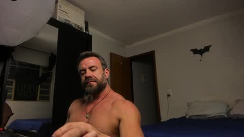 chris online show from February 28, 10:28 pm