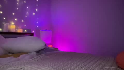 Snapshot of sexygoodvibebabe69 chatting on January 5, 1:26 pm Ashley Love online show from January 5, 1:26 pm
