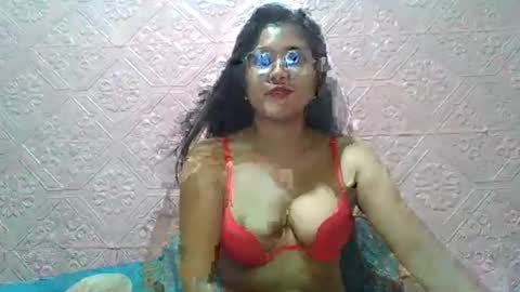 sexyjessa20 online show from June 13, 1:05 am