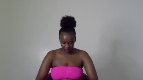 Snapshot of sexyjiana chatting on September 13, 7:11 am sexyjiana online show from September 13, 7:11 am
