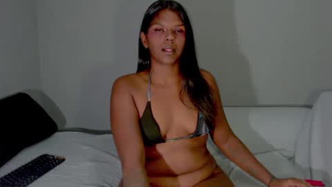 Snapshot of sexykitten147 chatting on March 10, 8:01 pm SexyKitten147 online show from March 10, 8:01 pm