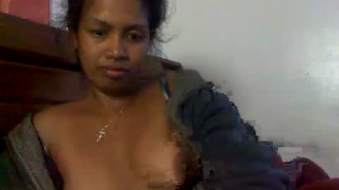 sexylarra12 online show from June 2, 5:09 am