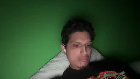 sexylatinoguy24 online show from June 2, 5:09 am