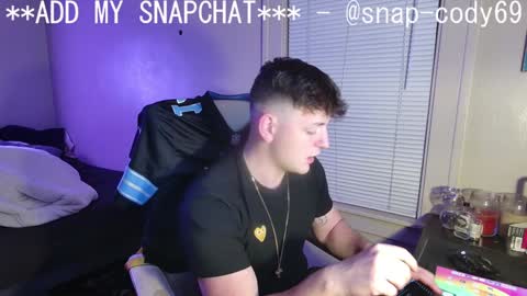 Snapshot of sexylax69 chatting on December 19, 1:39 am sexylax69 online show from December 19, 1:39 am