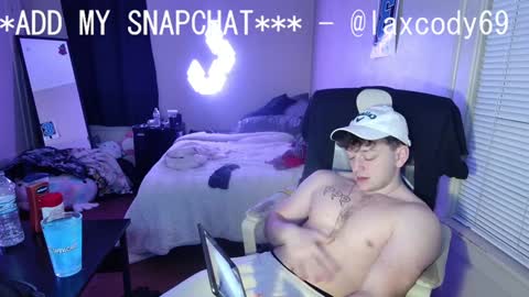 Snapshot of sexylax69 chatting on January 15, 1:34 am sexylax69 online show from January 15, 1:34 am