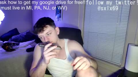 Snapshot of sexylax69 chatting on March 8, 1:39 am sexylax69 online show from March 8, 1:39 am