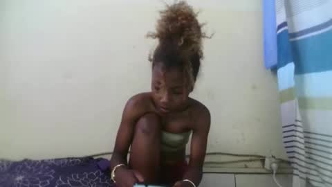 Elania online show from April 26, 7:28 am