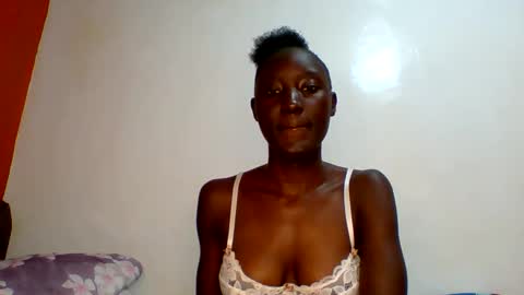 sexylucia5 online show from May 10, 2:23 pm