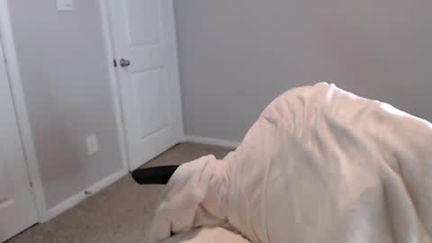 Snapshot of sexymanmk26 chatting on March 6, 1:57 pm lets go private im ready to play pvt cum online show from March 6, 1:57 pm