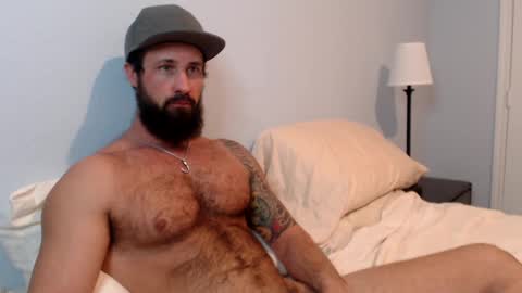Snapshot of sexymanmk26 chatting on January 15, 12:30 am lets go private im ready to play pvt cum online show from January 15, 12:30 am