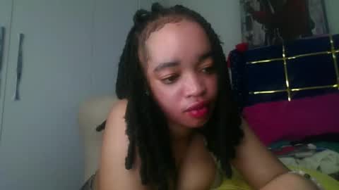 mel online show from April 15, 2:59 am