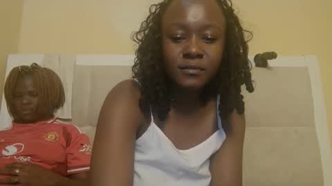 Snapshot of sexymia56 chatting on September 15, 6:31 pm Miss mia online show from September 15, 6:31 pm