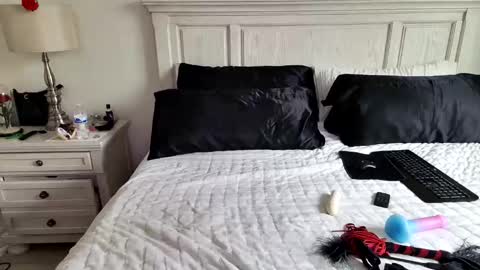 Sara online show from March 24, 12:55 pm