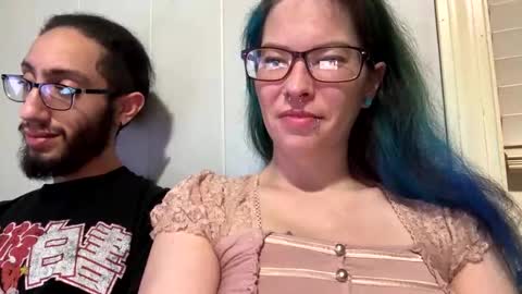 sexymilf42088 online show from December 4, 3:20 am