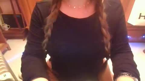 sexymisss24 online show from December 1, 10:30 pm