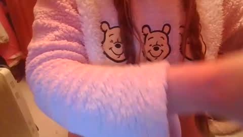 sexymisss24 online show from February 5, 9:40 pm