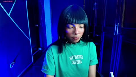 Snapshot of sexynaf chatting on January 29, 7:32 pm N A F online show from January 29, 7:32 pm