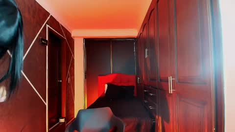 Snapshot of sexynaf chatting on February 15, 7:06 pm N A F online show from February 15, 7:06 pm