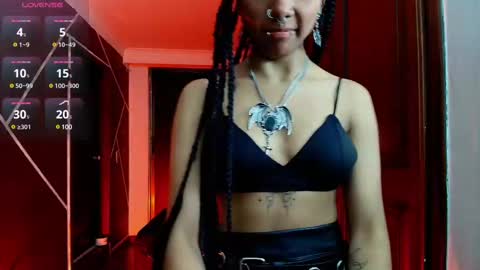 Snapshot of sexynaf chatting on February 21, 7:32 pm N A F online show from February 21, 7:32 pm