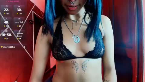 Snapshot of sexynaf chatting on February 18, 7:09 pm N A F online show from February 18, 7:09 pm