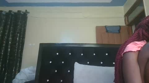 nina online show from September 21, 6:01 pm