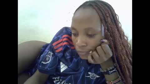 Snapshot of sexypetite4 chatting on September 14, 9:00 am SHARON online show from September 14, 9:00 am