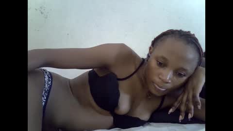 Snapshot of sexypetite4 chatting on September 16, 9:23 am SHARON online show from September 16, 9:23 am
