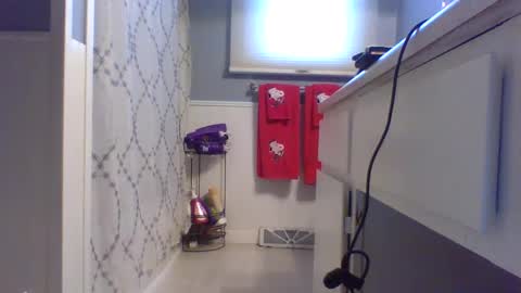 sexypluvin online show from December 16, 8:16 pm