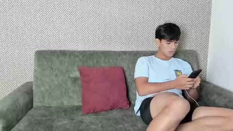 Snapshot of sexys_boys18 chatting on March 7, 1:40 pm MATIAS-18 THIAHO -18 MAX-19 NICOKALY-19 CAIN-19 MOD ESTEBAN online show from March 7, 1:40 pm