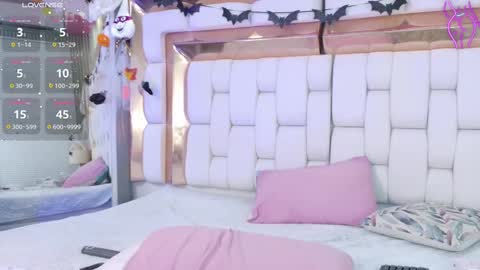 Kendall online show from October 16, 12:49 pm