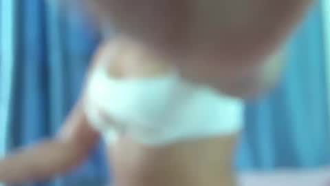 sexyskin8_xxx online show from December 3, 8:01 pm