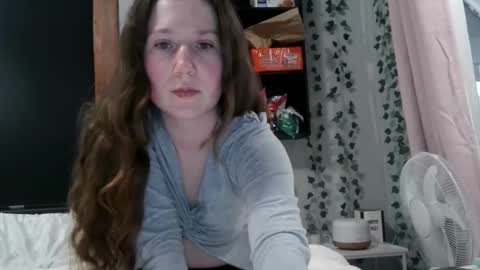 sexystephanie04 online show from October 6, 2:29 am