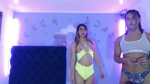 sexytrans_hot999 online show from December 19, 11:14 pm