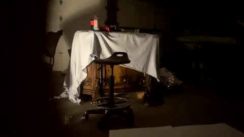 Smooth bi guy online show from February 2, 6:54 am