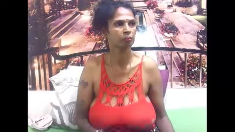 sexyva4u2luv online show from March 7, 6:54 pm