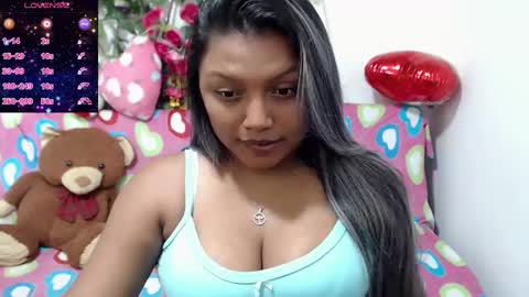 sexyvaldiry online show from December 27, 7:35 pm